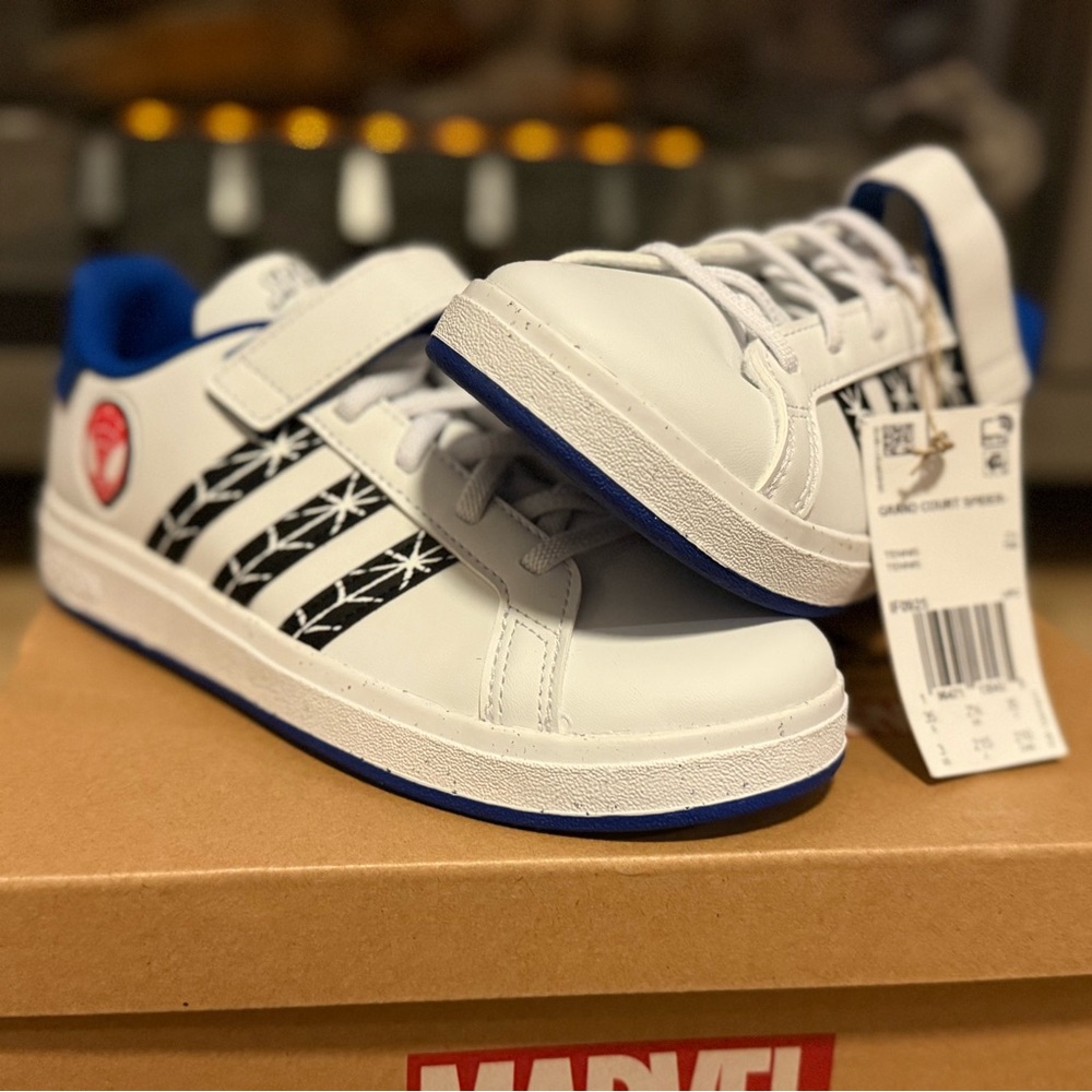 Marvel Kids White and Black Sneakers with Blue Accents